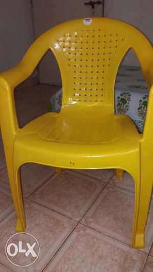 Plastic chair in pair of cello brand 250 each