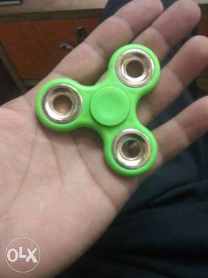 Sale of hand spinners