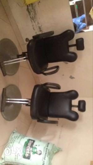 Salon chairs sale, good condition, black colour