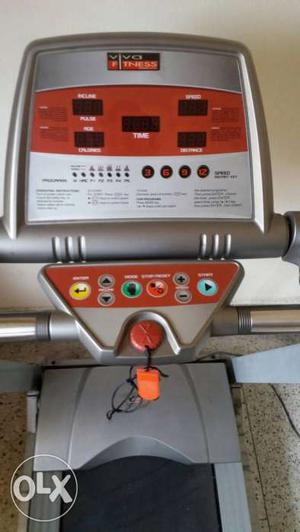 Viva T900 Motorised Treadmill Single User, in