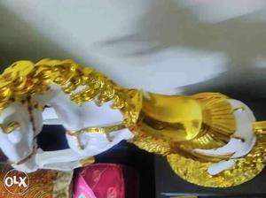 White And Gold-colored Horse Figurine