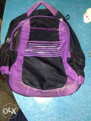 Bag is in very good condition, its also water