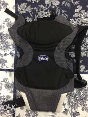 Black And Gray Chicco Bag Carrier