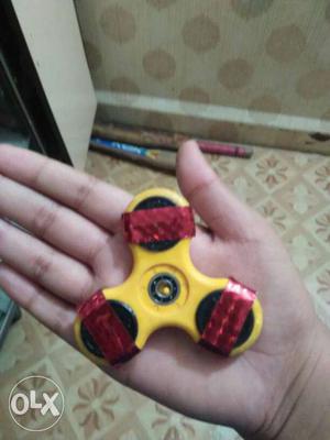 Black And Yellow 3-blade Fidget Spinner