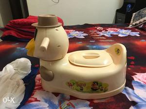 Brand new unused duck potty seat ideal for potty