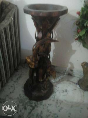 Brown wooden Pedestal Flower Pot Rack