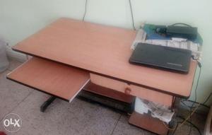 Computer table. In good condition. One drawer.