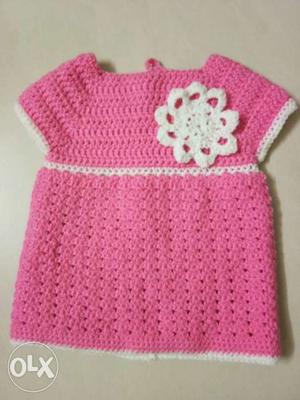Crochet baby dress for 0 to 4 months old baby. I