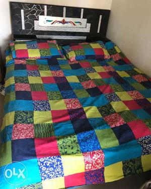 Double bed with storage box, 2 draws, 6"X5"