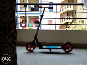 Kids scooty. Good condition