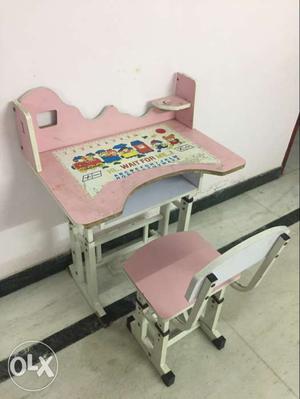 Kids writing table and chair set