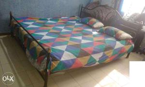 King size Double bed in very good condition with mattress
