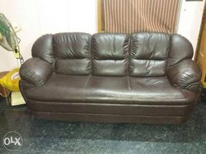 Nice sofa set 3+2 ready to sale