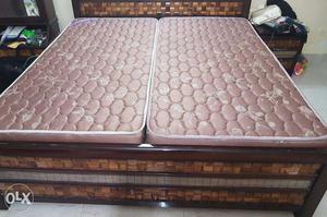 Orig Sleepwell Mattresses Pair of 5" each in an excellent