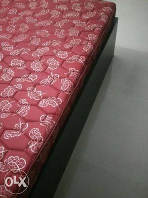 Red And White Floral Print Bed Matrress and bed