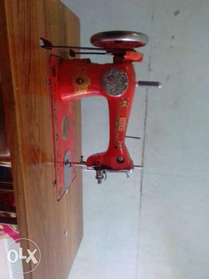 Red Sewing Machine good condition
