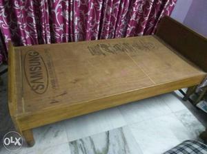 Single bed in mint condition, hardly used,
