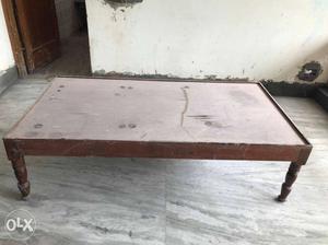Single bed takhat for sale in good condition.