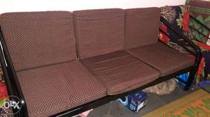 Sofa for sell very good condition cousin is very 3+1+1