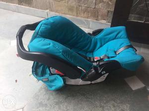 Unused Graco car seat for kids. Price negotiable