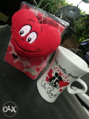White And Red Ceramic Mug And Red Heart Keychain