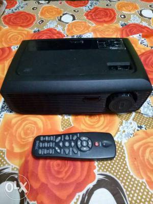 Dell Lcd Projector at very Good condition