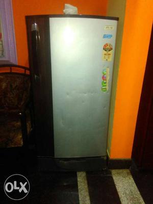 Godrej 180 ltr excellent working conditions price