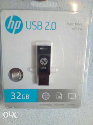 HP 32GB USB 2.0 Flash Drive V232w