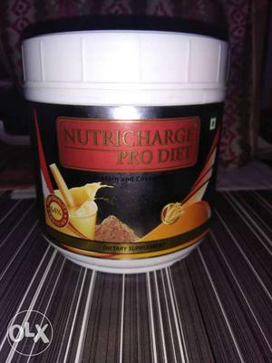 Nutricharge Pro DIet Container