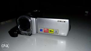 Sony handycam DCR-SX63 nice condition