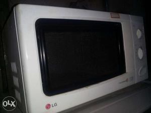 White LG Microwave Oven