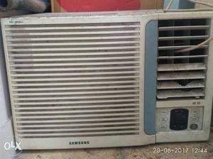 White Samsung Window Type Air Conditioner with Remote