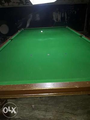 12'×6' snooker table good condition cloth. seven