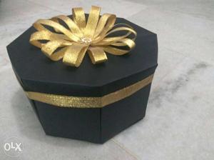 Explosion Box (Black and Golden)