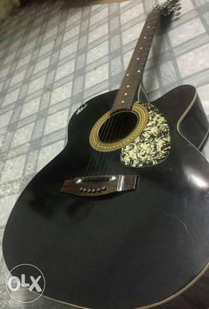 Holmes guitar