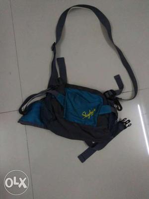 I want to sell my Skybag sling which I bought it