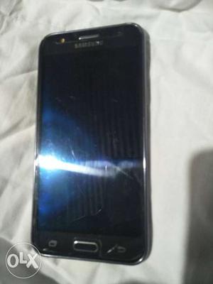 Samsung Galaxy j5 very good condition 1 year old