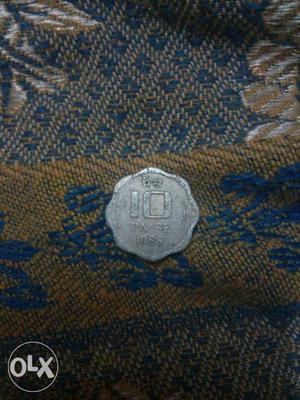 Scalloped  Indian Paise Silver Coin