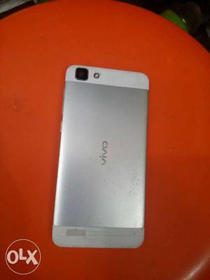 Vivo v1 4g hand set, 1year old,, gd condition