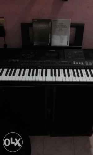 Yamaha PSR E 453, brand new, bought 4days ago