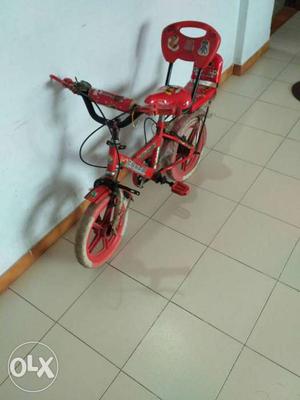 Baby bycycle very strong n new condition wid side