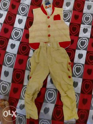 Beige Jacket and paint for 3-4 yrs. boy