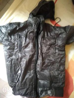 Leather jacket for kids Age between 5 to 7, new