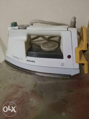 Philips steam electric iron, good working