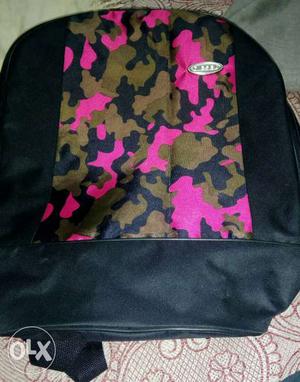 School bags & Backpack for sale in  per piece