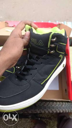 This is fila shoes 2months old