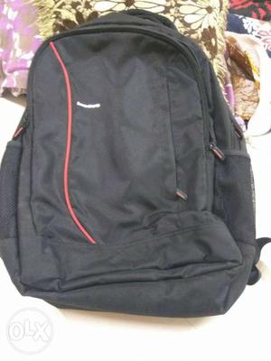 Want to sell laptop backpack...good conditions. Per bag 800