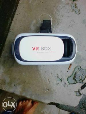 White And Gray VR BOX Goggles