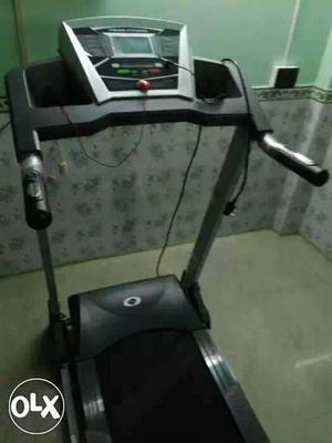 110 kg motorised treadmill watt 1.9 horsepower about 20
