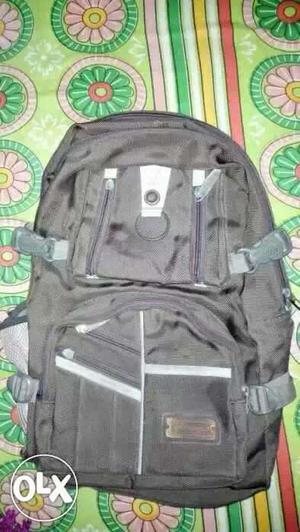 1year use only, good condition bag